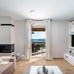 Nyaraló San *